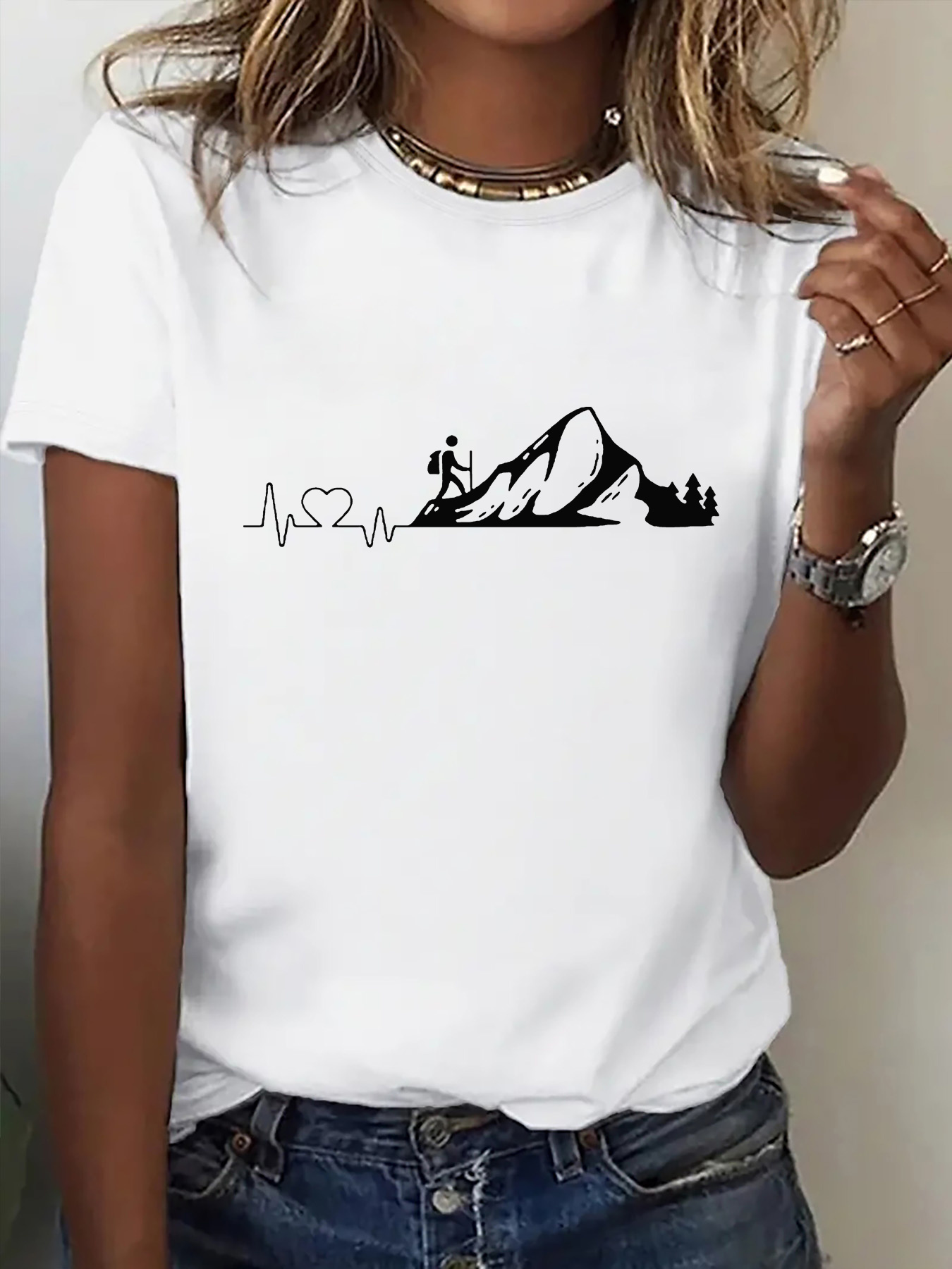 Outdoor Adventure Films - Camiseta Feminina com Estampa de Batimento